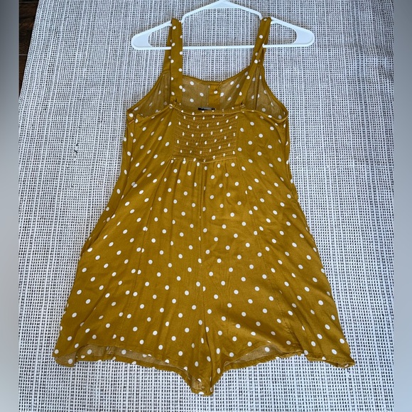 American Eagle romper, Size small, Worn once - Picture 2 of 3